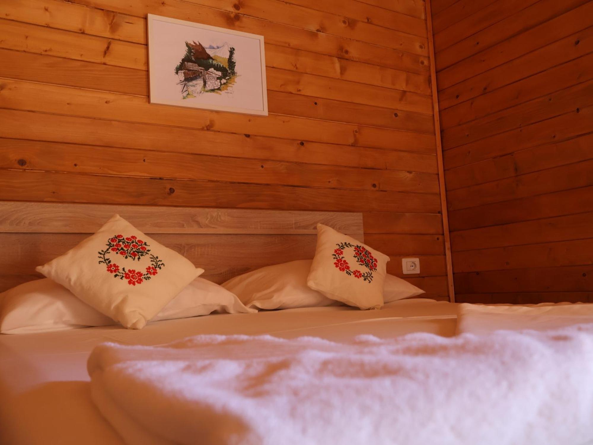 Mik Hotel Valbona Exterior foto