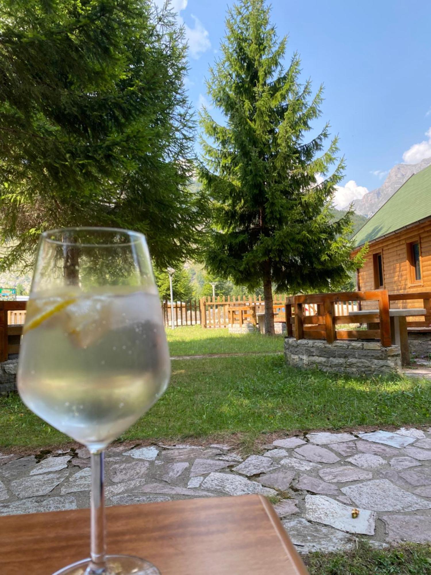 Mik Hotel Valbona Exterior foto